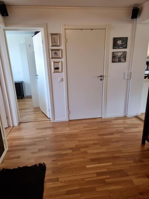 Trevlig Laegenhet Naera Stroemstad Centrum Exterior foto